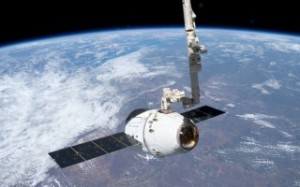 spacex-dragon-capture