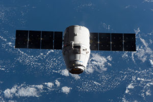 SpX-10_approaches_the_ISS